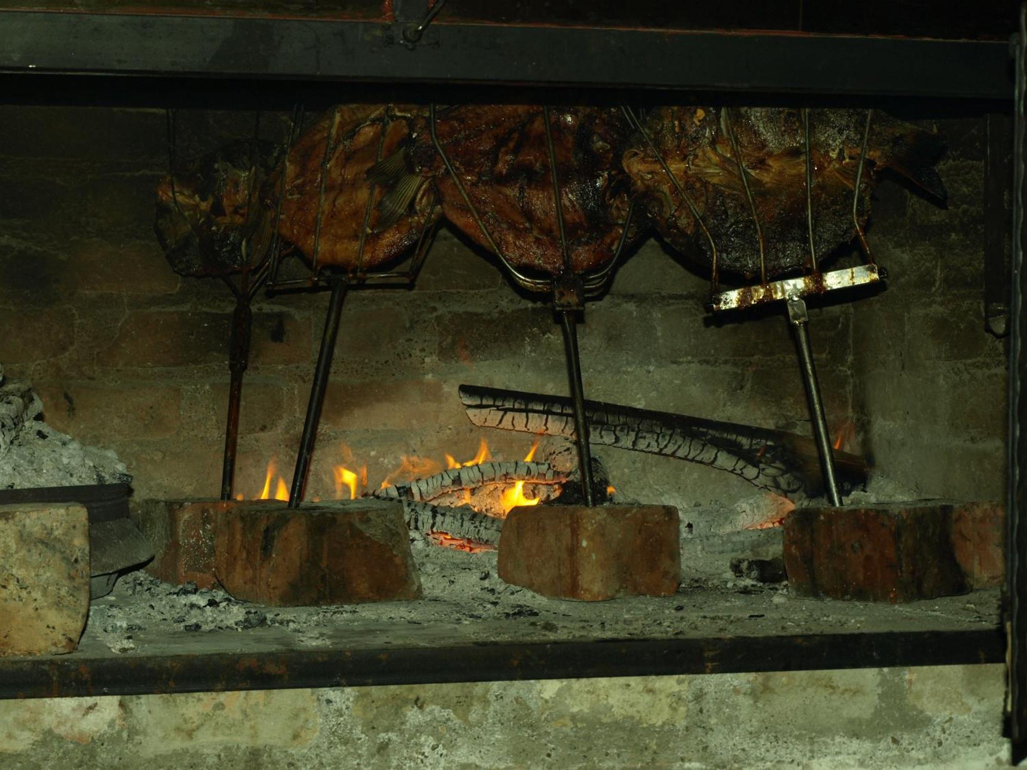 Tradicije Cigoc Hotel Buitenkant foto